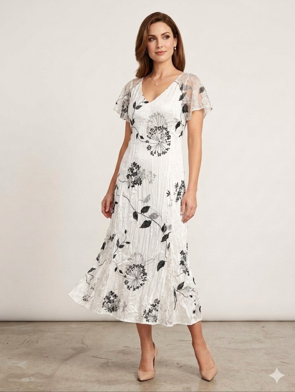 Komarov Floral Crinkle Midi Dress L Lace hem Floral New wedding guest